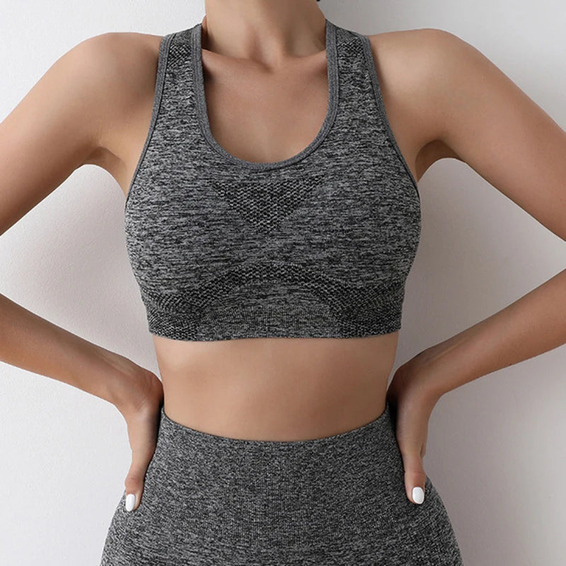 SeamlessFlow Yoga Set Gym Shorts & Sport Bra