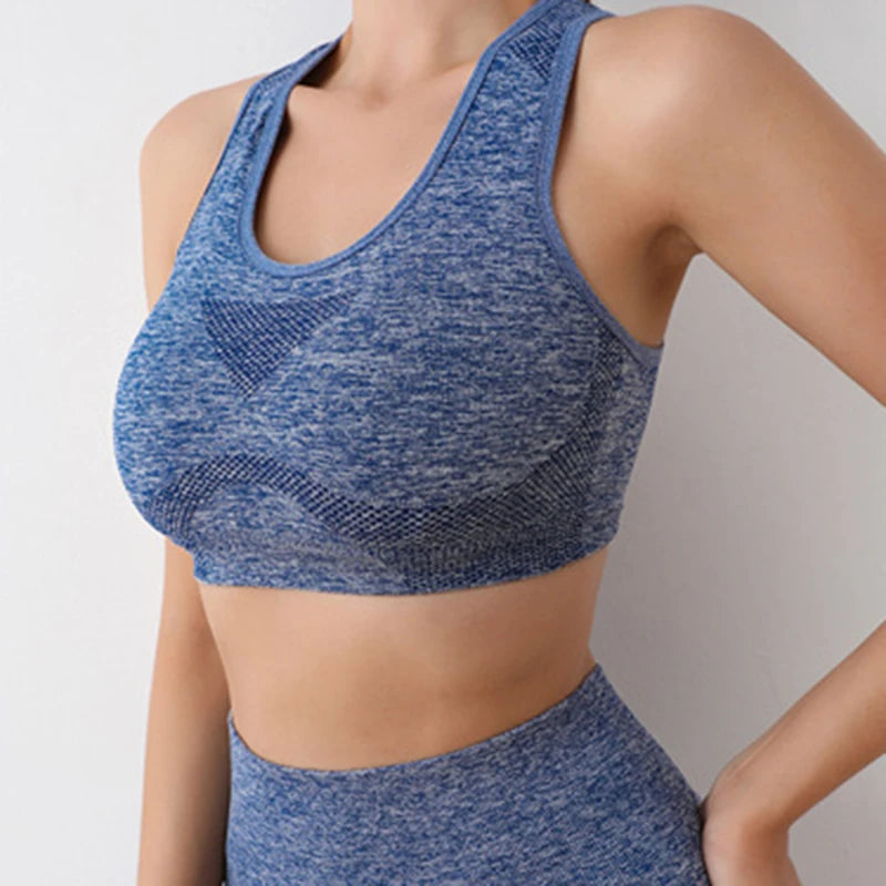SeamlessFlow Yoga Set Gym Shorts & Sport Bra