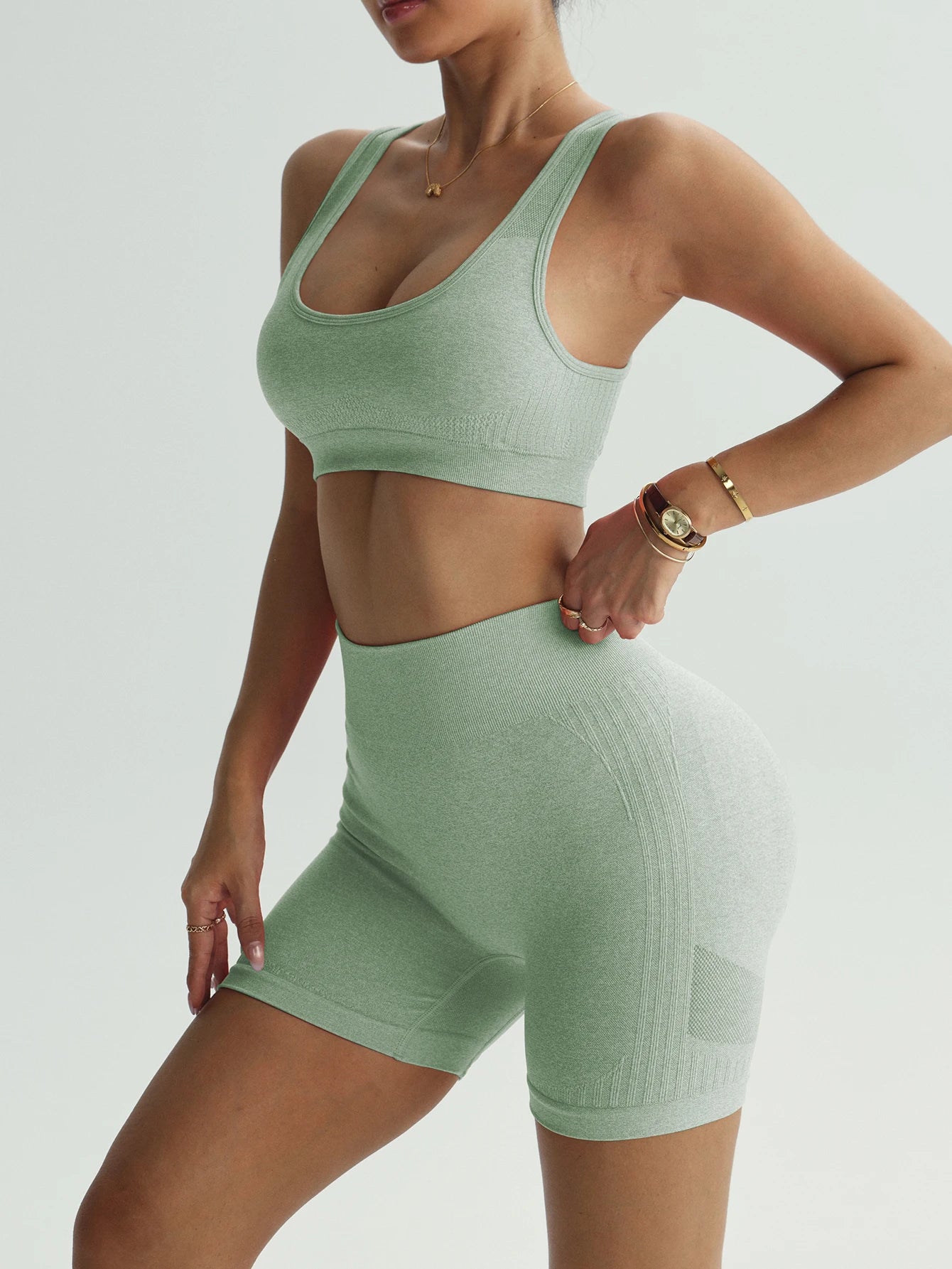 SeamlessFlex Yoga Set Sport Bra & Gym Shorts